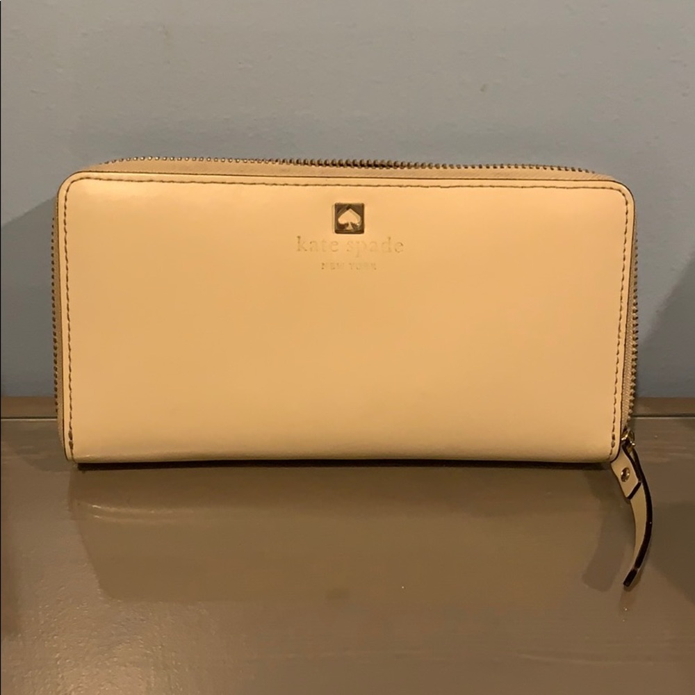 Kate Spade wallet, off-white